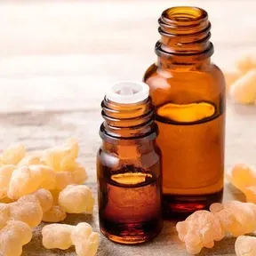 ESSENTIAL OILS BEAUTY PRODUCTS
