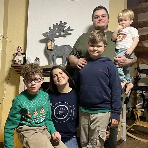 Prast priecāties, neskatoties uz dažādiem pārbaudījumiem. Tiekamies ar Markovu ģimeni