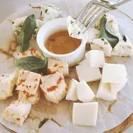 Siers: cik iecienīts tas ir Latvijā un cik populārs Latvijas siers ir pasaulē?