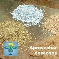 Tableros con residuos de plantaciones agrícolas, En Detalle 50