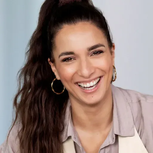 Sally Özcan: „Sallys Welt hat mich gerettet, als alles in meiner Welt zusammengebrochen ist“