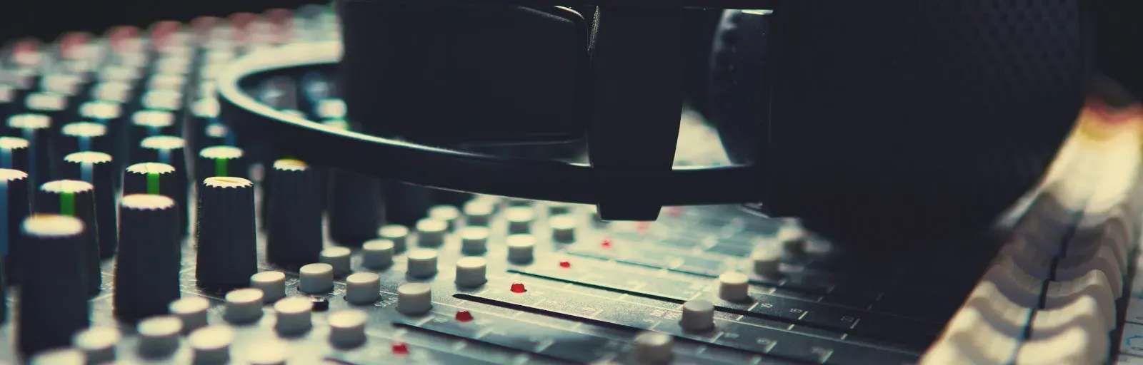 STUDIO MIX MUSIC FM