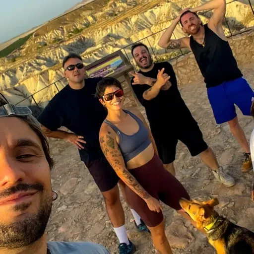 MÚSICA DE CONTRABANDO T35C010 Awakate cierran gira y Sueño Xanadú estrenan disco (13/11/2025)