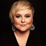 Harmony & Heat: Lyn Bowtell’s Jazz Adventure with Monsieur Camembert