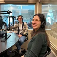 I lava good volcano - with Dr. Elizabeth Kenderes