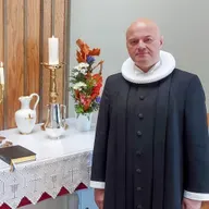 Guðstænasta: Hátíðarguðstænasta í Glyvra kirkju