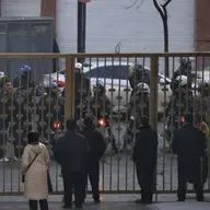 نمایش اقتدار یا اعتراف به بحران؟صلاح عبدالله نژاد