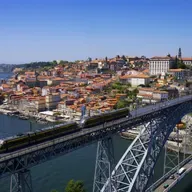 Com nova lei de imigração, brasileiros temem ter que deixar Portugal