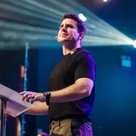 DOMINGO NA MISSÃO - BISPO JULIANO MATOS