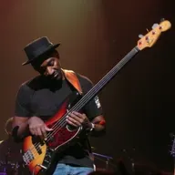 Marcus Miller, un bajista total y desprejuiciado