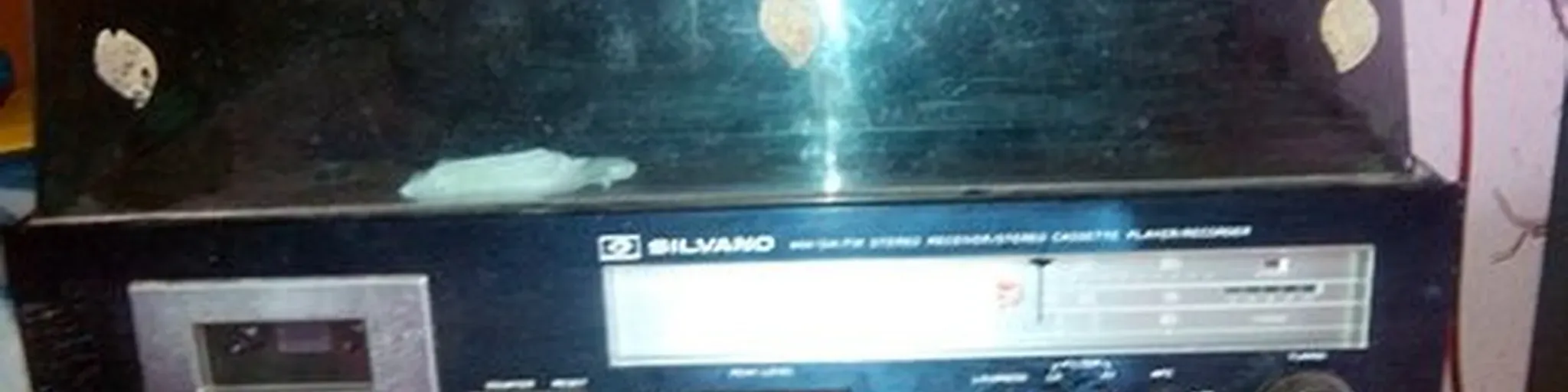 LA CAVERNA Radio Stereo