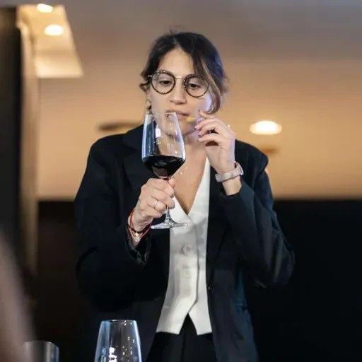"El malbec puede cambiar por complento en 200 metros de un mismo viñedo", dice la mejor sommelier de Argentina