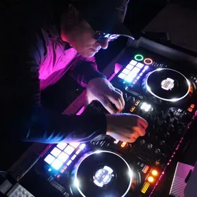 guty dj radio