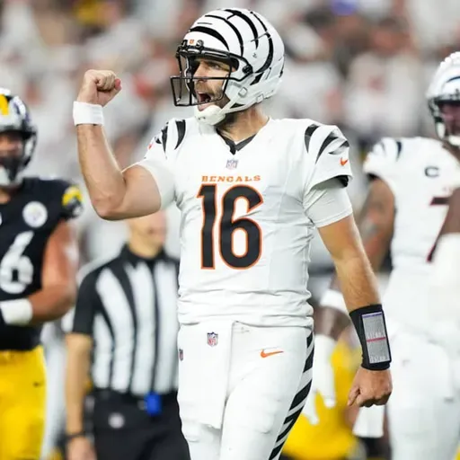 Joe Flacco Aún Da Batalla, Tennessee Titans Despiden a Brian Callahan y Spencer Rattler vs Caleb Williams