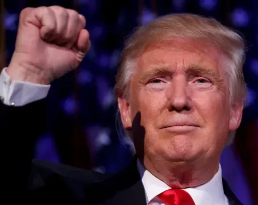 Трамп отказался от президентской зарплаты