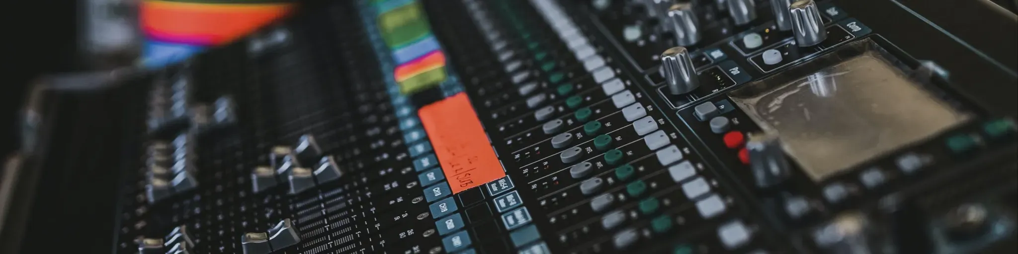 Full Music In LIVE