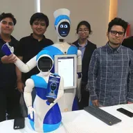 Robot peruano con inteligencia artificial mejora la atención médica a distancia
