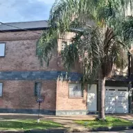 Investigan un femicidio seguido de suicidio en barrio Candioti Norte: “La mujer fue hallada con ocho disparos”