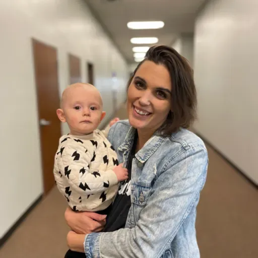 Ten Good Minutes With Deanna Shay