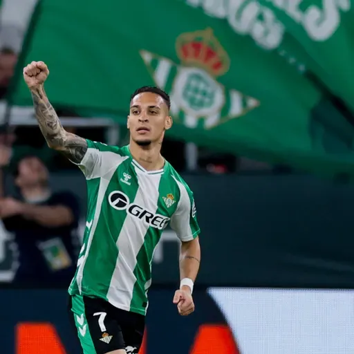 Antony devuelve al Betis a zona Champions