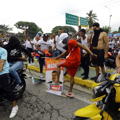Thousands of Venezuelans Protest Presidential Election Results