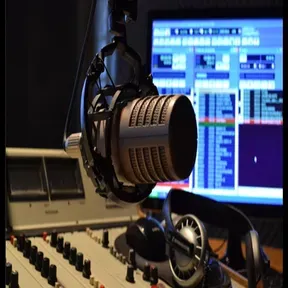 RADIO TOP FM