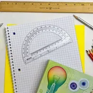 “Набор для школьника” в помощь малообеспеченным семьям