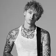 Machine Gun Kelly - Pretty Toxic Revolver