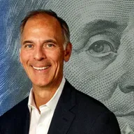 The Stampede to Value, Macy's Turnaround Traction, and Moody's Chief Economist Mark Zandi on the K-Shaped Economy
