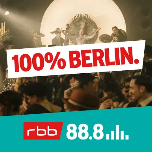 Die sündigen Tänze der Nackttänzerin Lola Bach