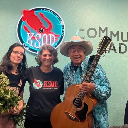 A Visit with Slack Key Master George Kahumoku,Jr.