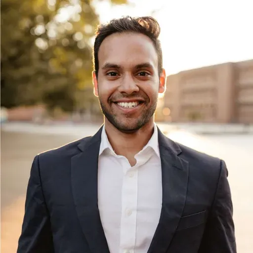 How to avoid being replaced by Agentic AI & still design, develop products/apps in this new era |  w/ Ryan Alli(Uber)