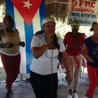 Primero, a las comunidades santiagueras