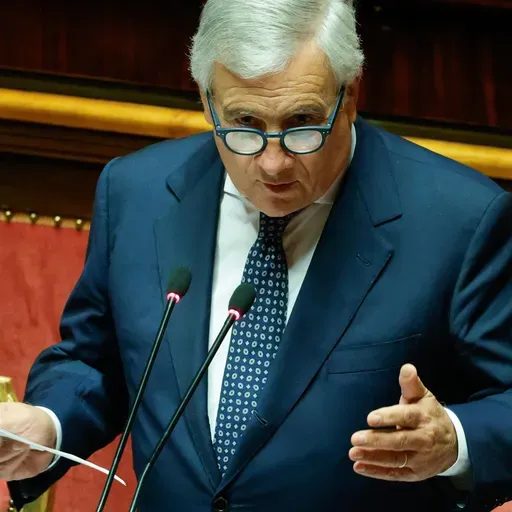 La Flotilla in ginocchio e ammanettata