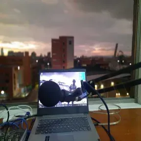FERCHO TE ACOMPAÑA