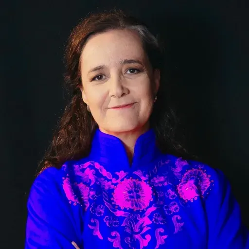 Alta Vibración 120 MARGARITA LASO: Una artista con sensibilidad extraordinaria y una voz que conmueve.