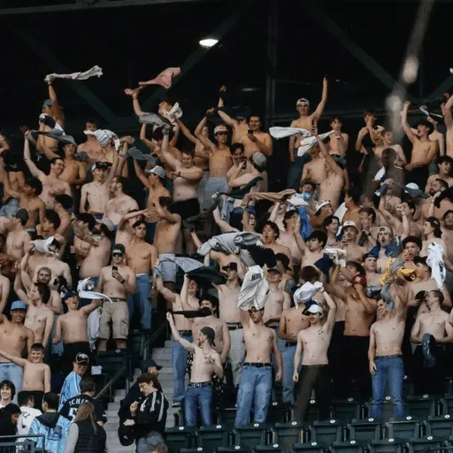 Luke Jones and Nestor stay up late with losing Orioles in Seattle