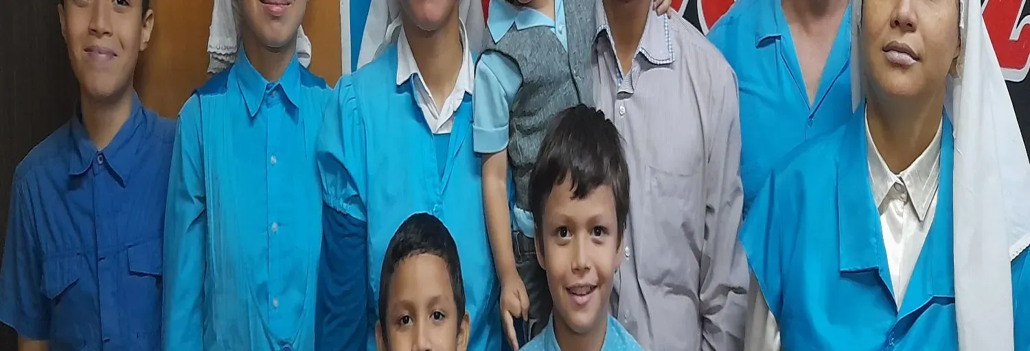 FAMILIA SHALOM EN LA RADIO