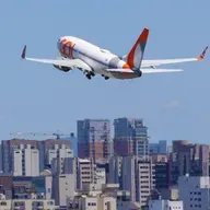 Uma aeronave a cada pouco mais de minuto