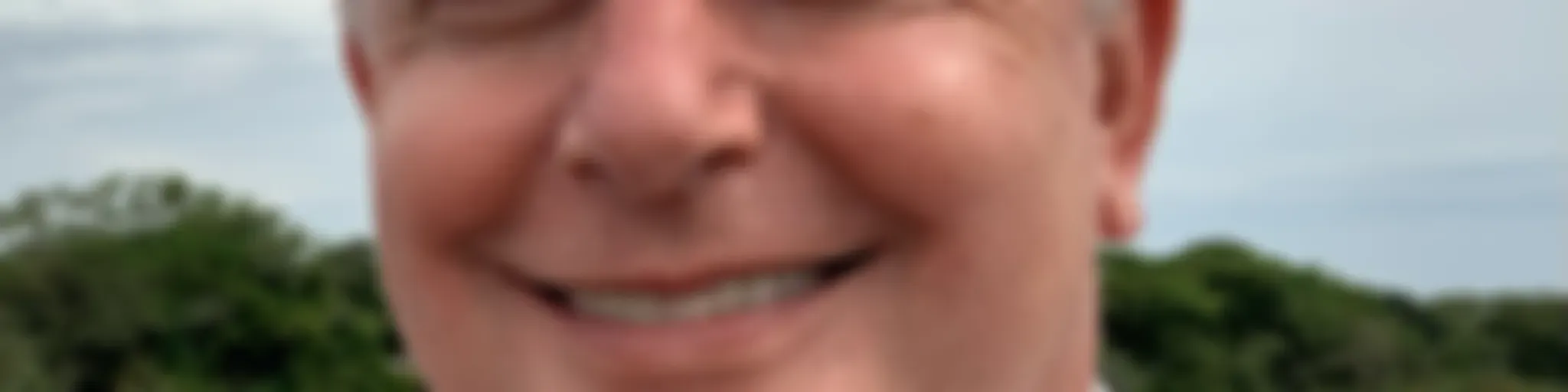 Pe Helder Salvador 