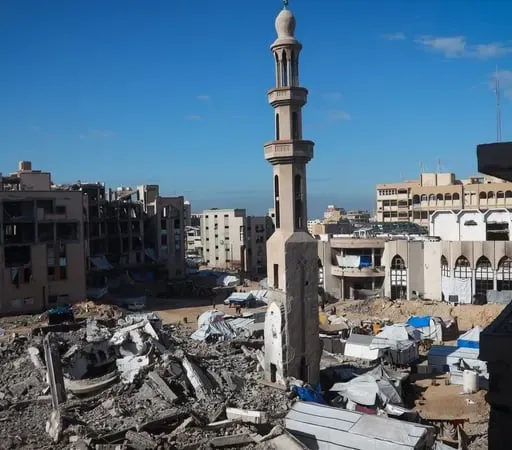 Tús Áite: Cuireadh tugtha d’Éire páirt a ghlacadh i ‘mBord Síochána’ Trump do Gaza