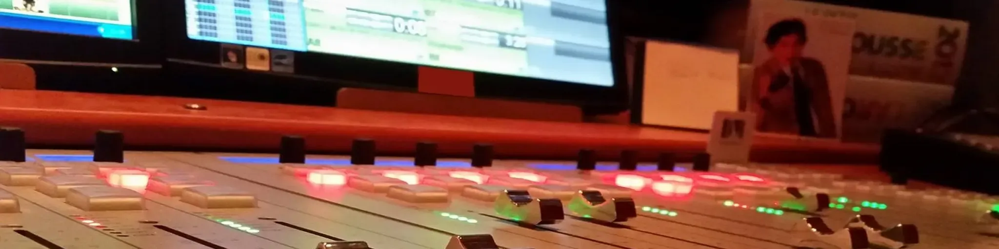 98 FM Web Rádio
