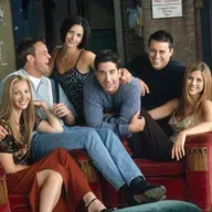 Friends’in büyüsü ne? Zeynep Ocak anlatıyor