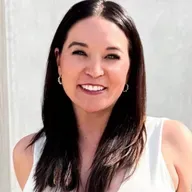 Holistic Vet Med & Social Media with Dr. Kat Van Zant