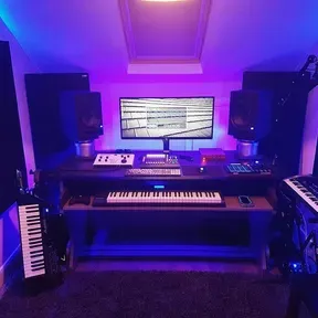 EKILIB FM