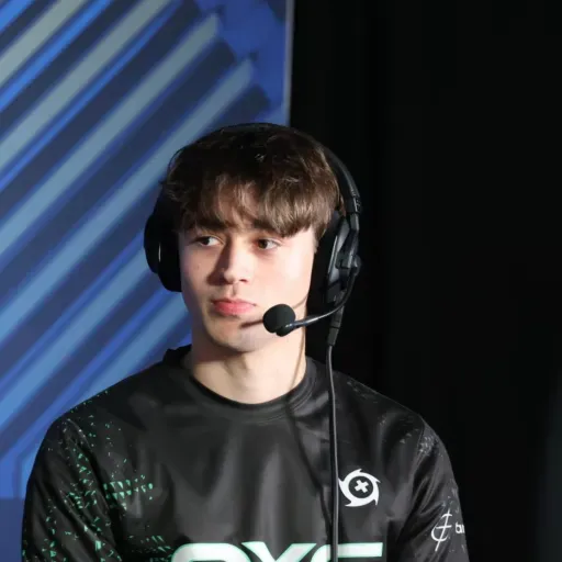 Gooey Shmooey To The Moon!