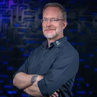 Von Horst Schlämmer zur devcom & von Frauen in Sektgläsern zum Awareness Team: OK COOL trifft Stephan Reichart