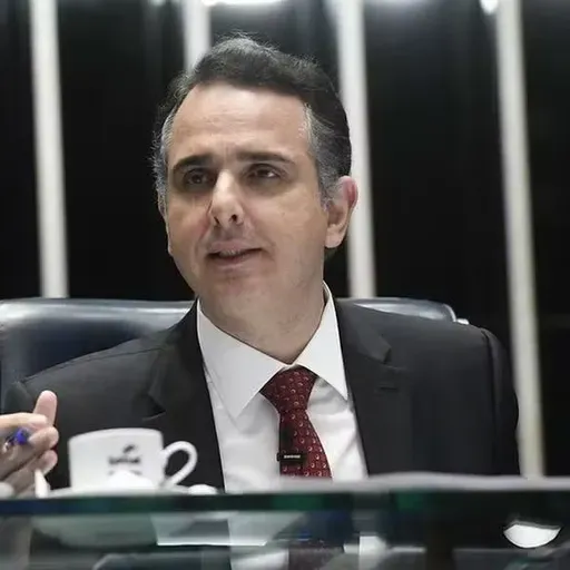 Rodrigo Pacheco vai deixar PSD e se filiar ao União Brasil mirando eleição em Minas