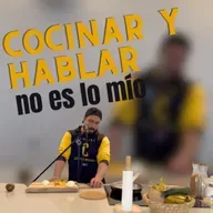 Cocinar y hablar no es lo mío 👨🏽‍🍳 😅