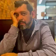 Fin del dólar en la caída del dólar 2022 comprar oro es buena inversión